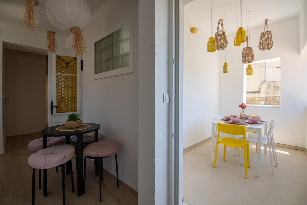 Apartments Mali Raj Komiža Buitenkant foto